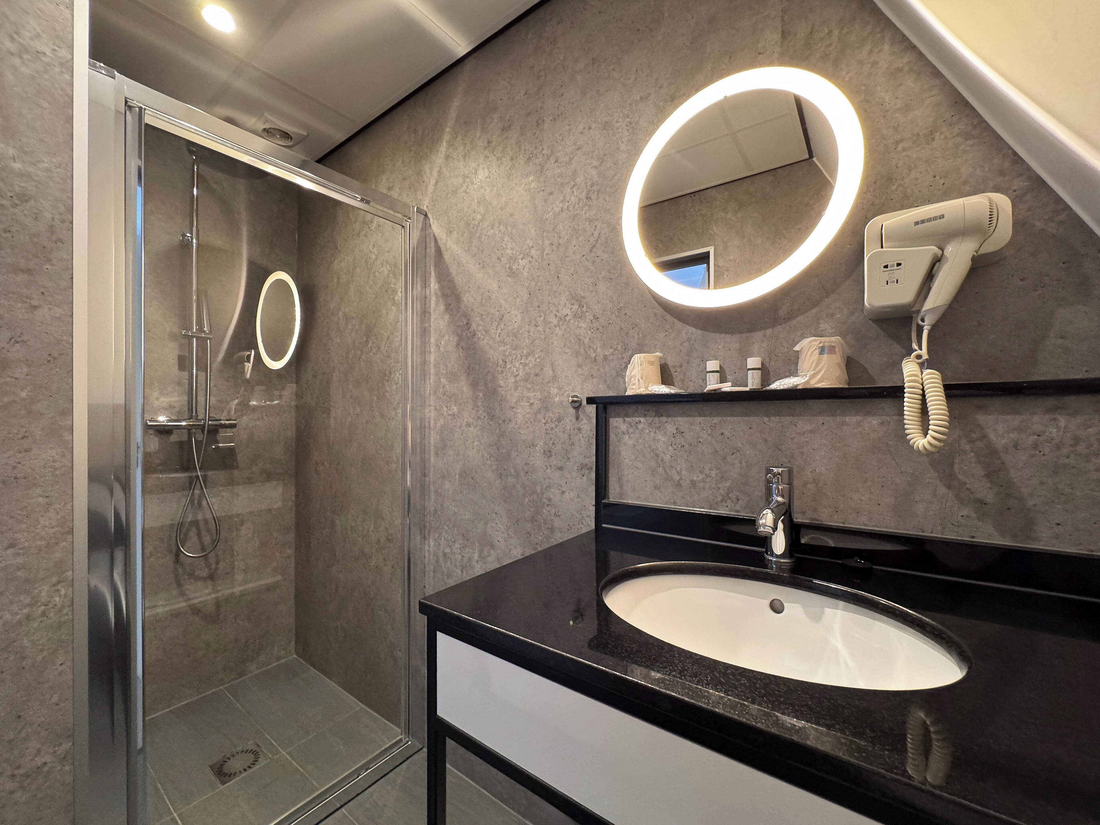 Kamar mandi