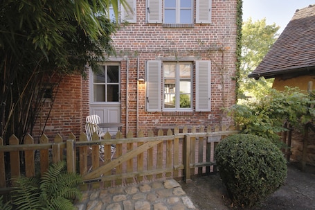 Svíta (Briques) | Skrifborð, myrkratjöld/-gardínur, hljóðeinangrun, vöggur/ungbarnarúm