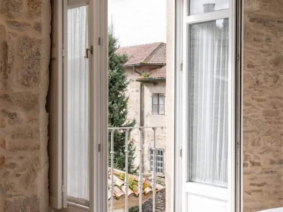 Chambre Deluxe double ou avec lits jumeaux | Minibar, coffre-fort, bureau, rideaux d’obscurcissement