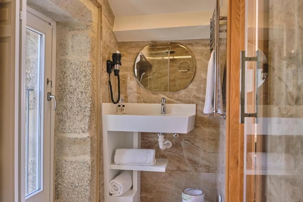 double room, city view | bathroom | free toiletries, hair dryer, towels