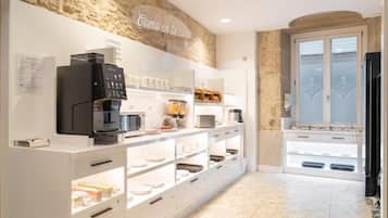 Daily buffet breakfast (EUR 10 per person)