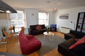 Apartment, 2 Bedrooms | 2 bedrooms, iron/ironing board, free WiFi - MetroStays - Stephen's Green 7-2 (Dublin)
