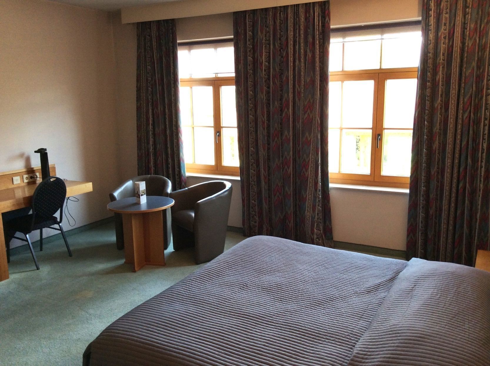 Minibar, in-room safe, desk, soundproofing