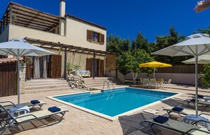 Modern and Cozy Villa | Terrasse/Patio