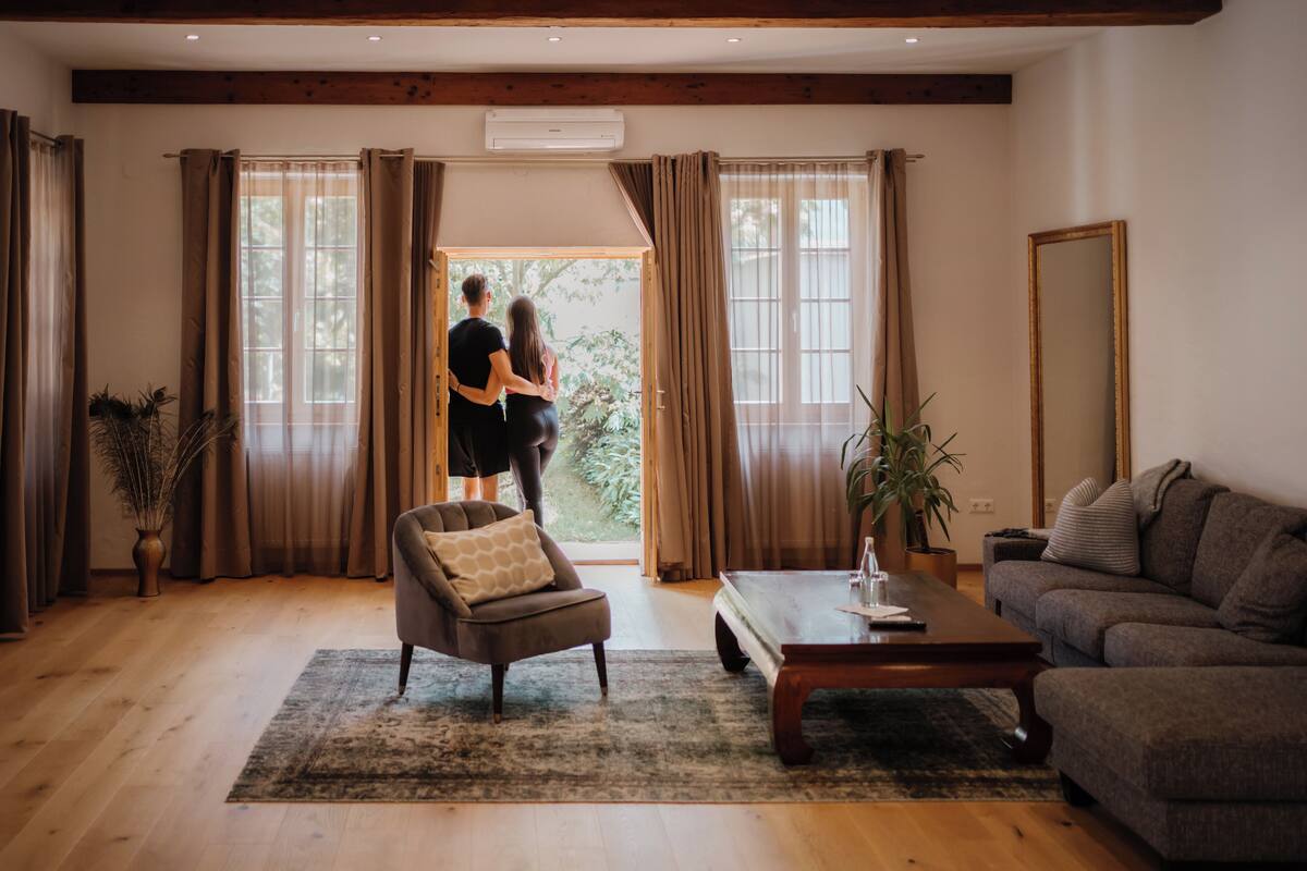 1 bedroom, in-room safe, individually decorated, individually furnished