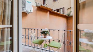 Chambre Double Supérieure, 1 grand lit, baignoire à jets (Balcone) | Balcon