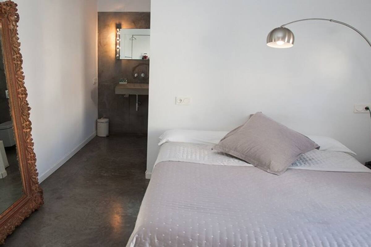 Rideaux occultants, chambres insonorisées, Wi-Fi gratuit, draps fournis