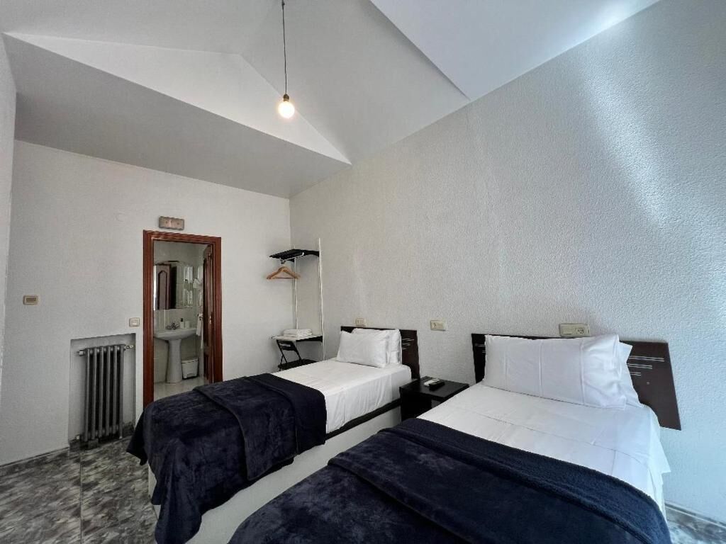 Photo - Hostal Palacios Fuencarral