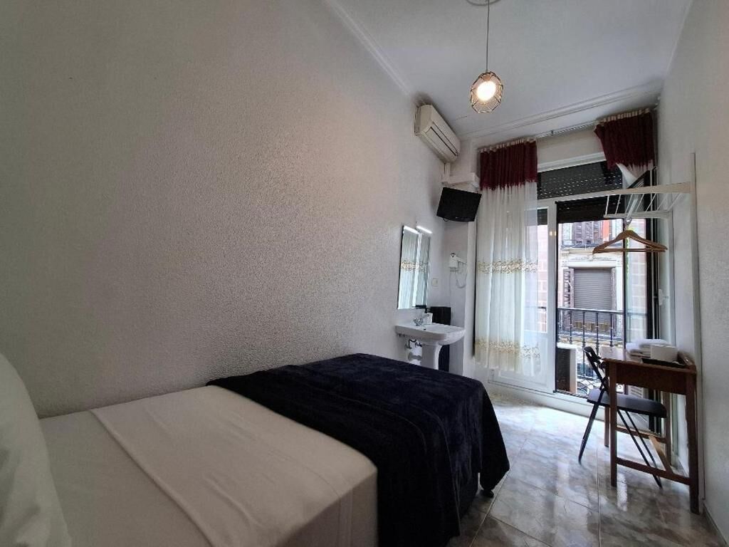 Photo - Hostal Palacios Fuencarral