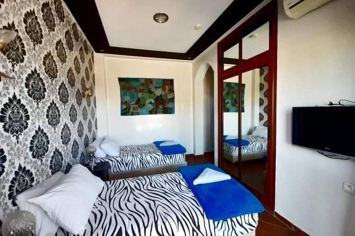 Children's theme room