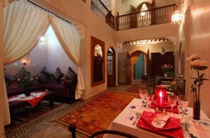 Exterior - Riad Bab Tilila (Marrakech)