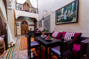 Courtyard - Riad Bab Tilila (Marrakech)