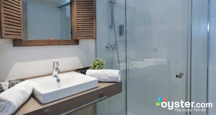 Le Petit Boutique Hotel - Adults Only