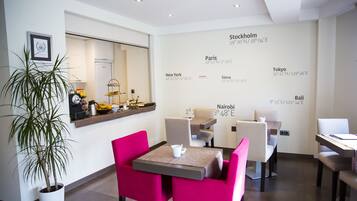 Desayuno buffet incluido todos los días