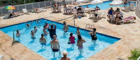 Una piscina techada