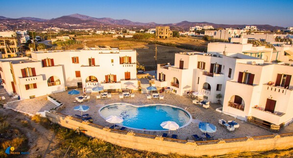Property grounds - Naxos Mare Studios (Naxos)