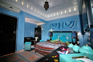 Premium bedding, Select Comfort beds, in-room safe