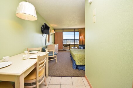 Holiday Sands North On the Boardwalk - Image 10