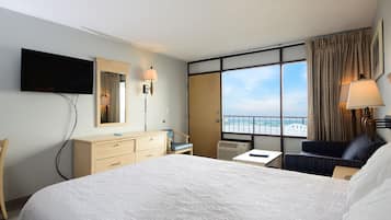 1 Bedroom Oceanfront (Non-Efficiency) with 1 Queen Bed and 1 Sleeper Sofa - C1N | 1 bedroom, in-room safe, desk, blackout curtains