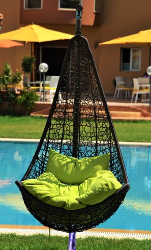 Outdoor pool - Hotel Alrawabi (Nefza)