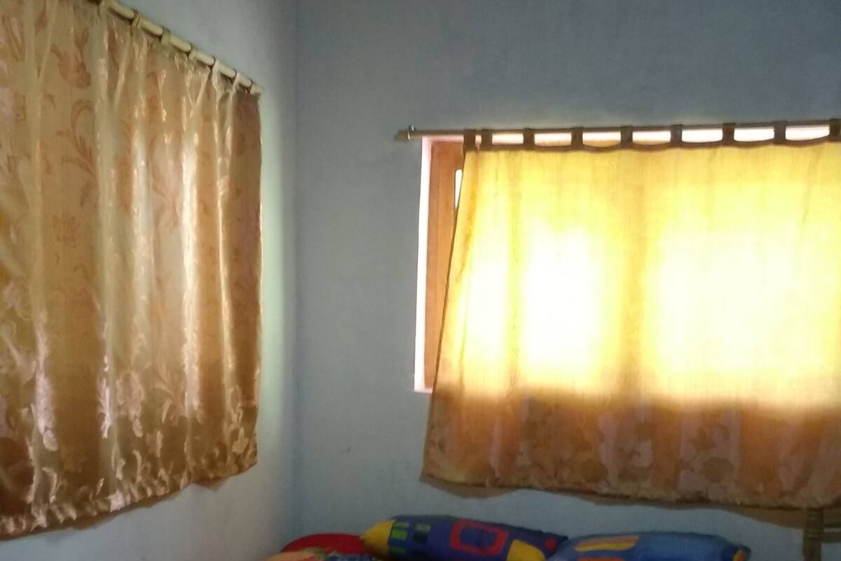 Single Room | Iron/ironing board (on request), rollaway beds (free)
