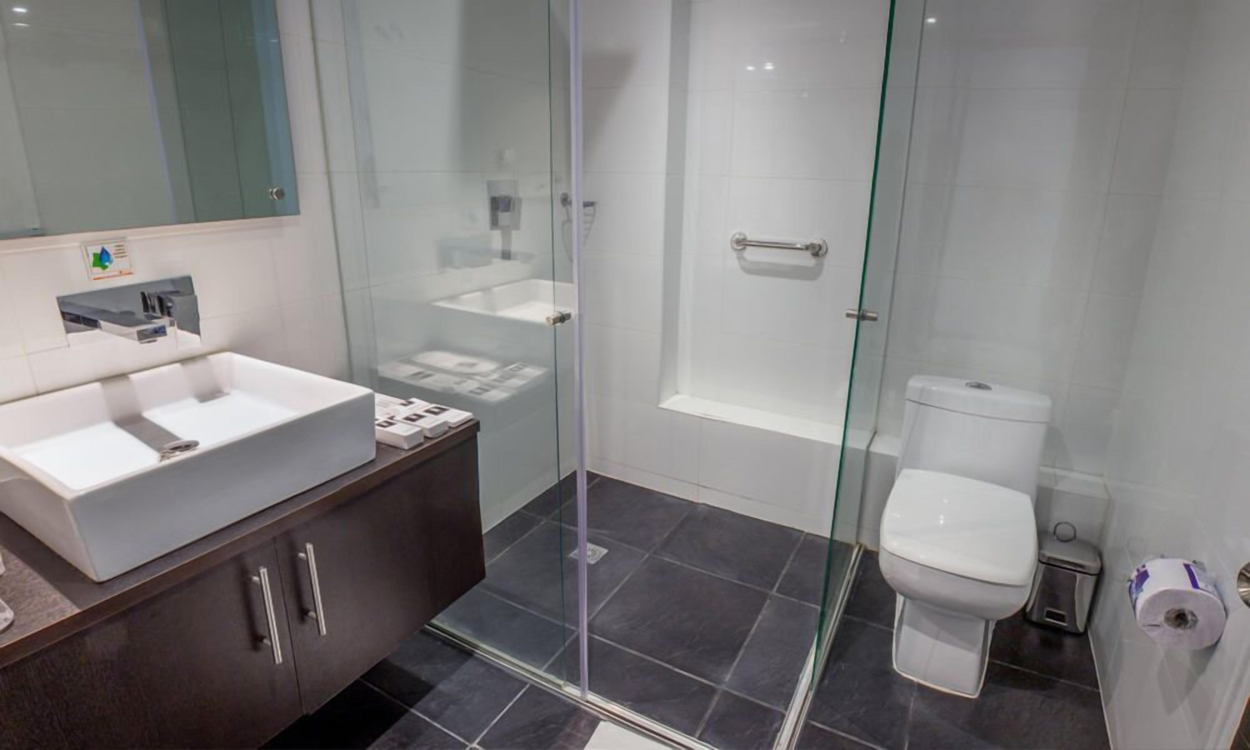 shower, free toiletries, hair dryer, slippers