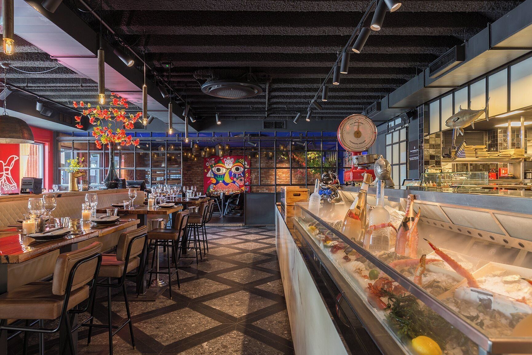 Serveert lunch en diner