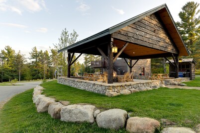 Cobble Mountain Lodge