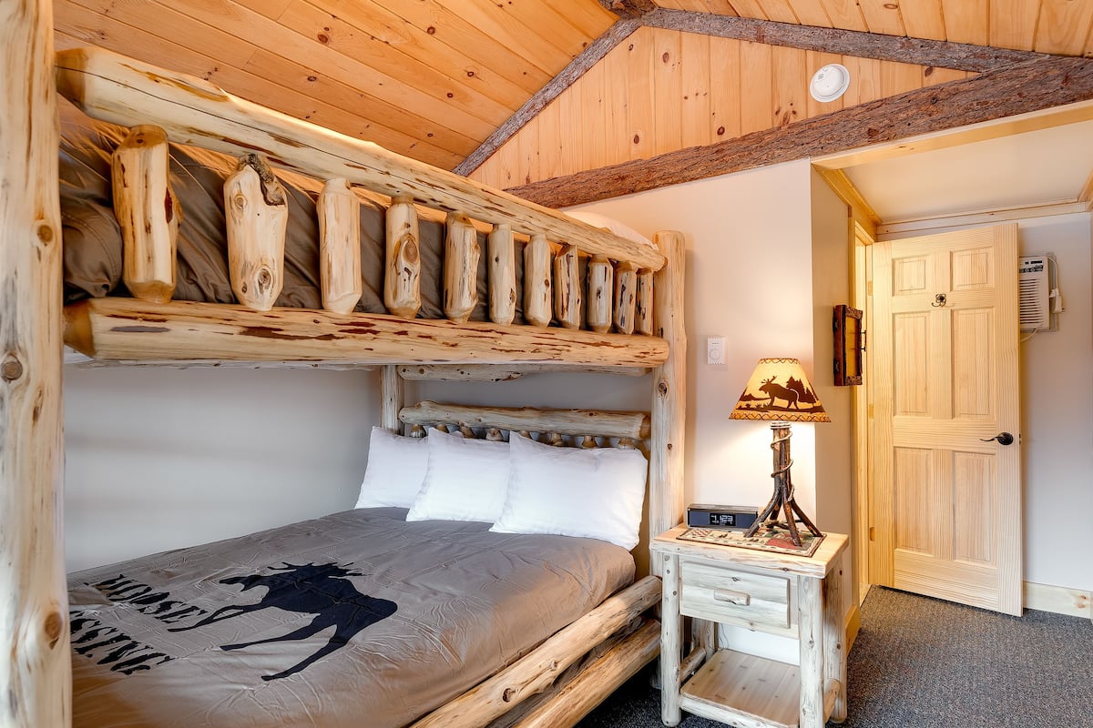 Deluxe Studio Cabin
