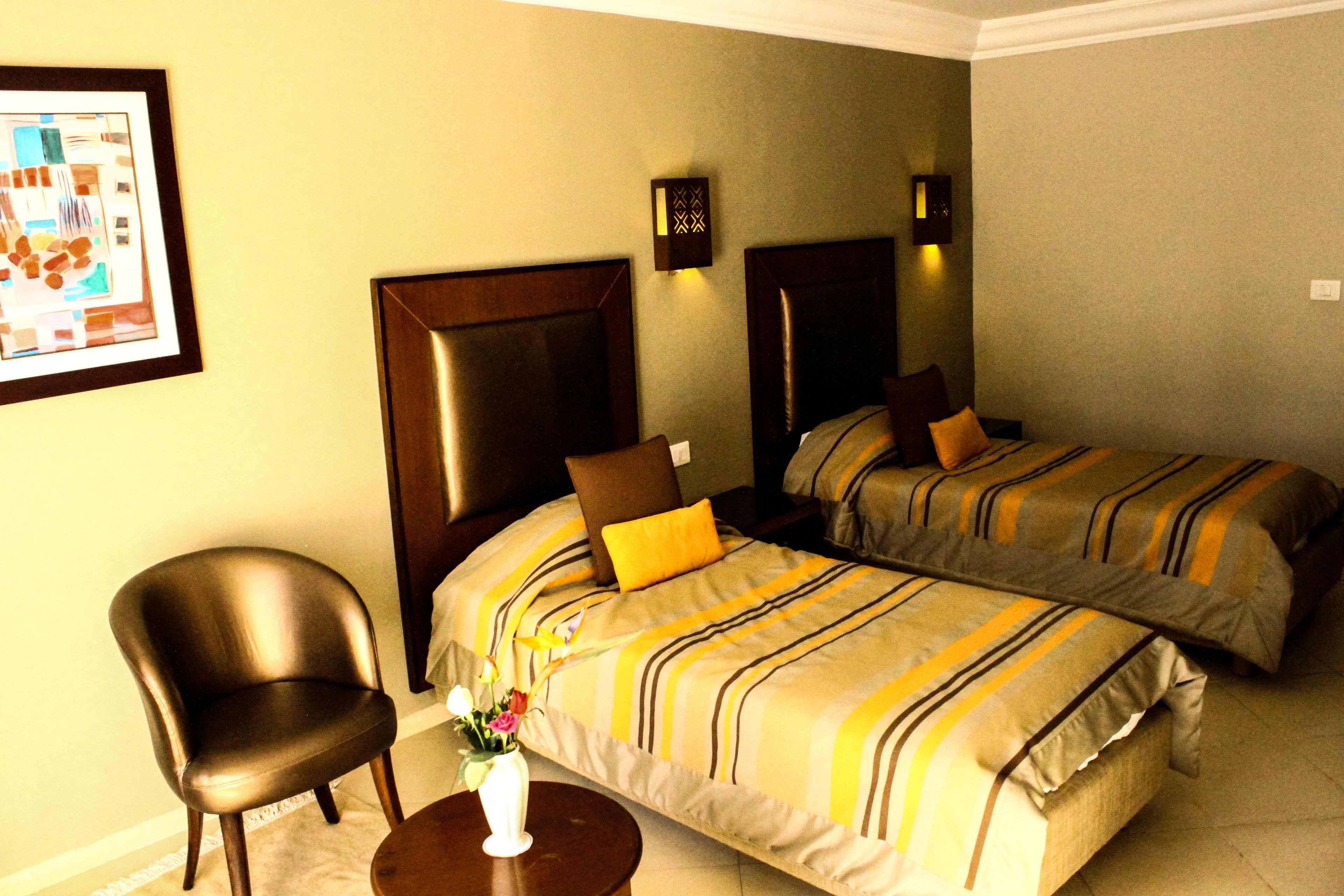 executive single room | desk, blackout curtains, soundproofing, free cots/infant beds