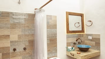 Superior Double or Twin Room, Accessible, Garden View | Accessible bathroom