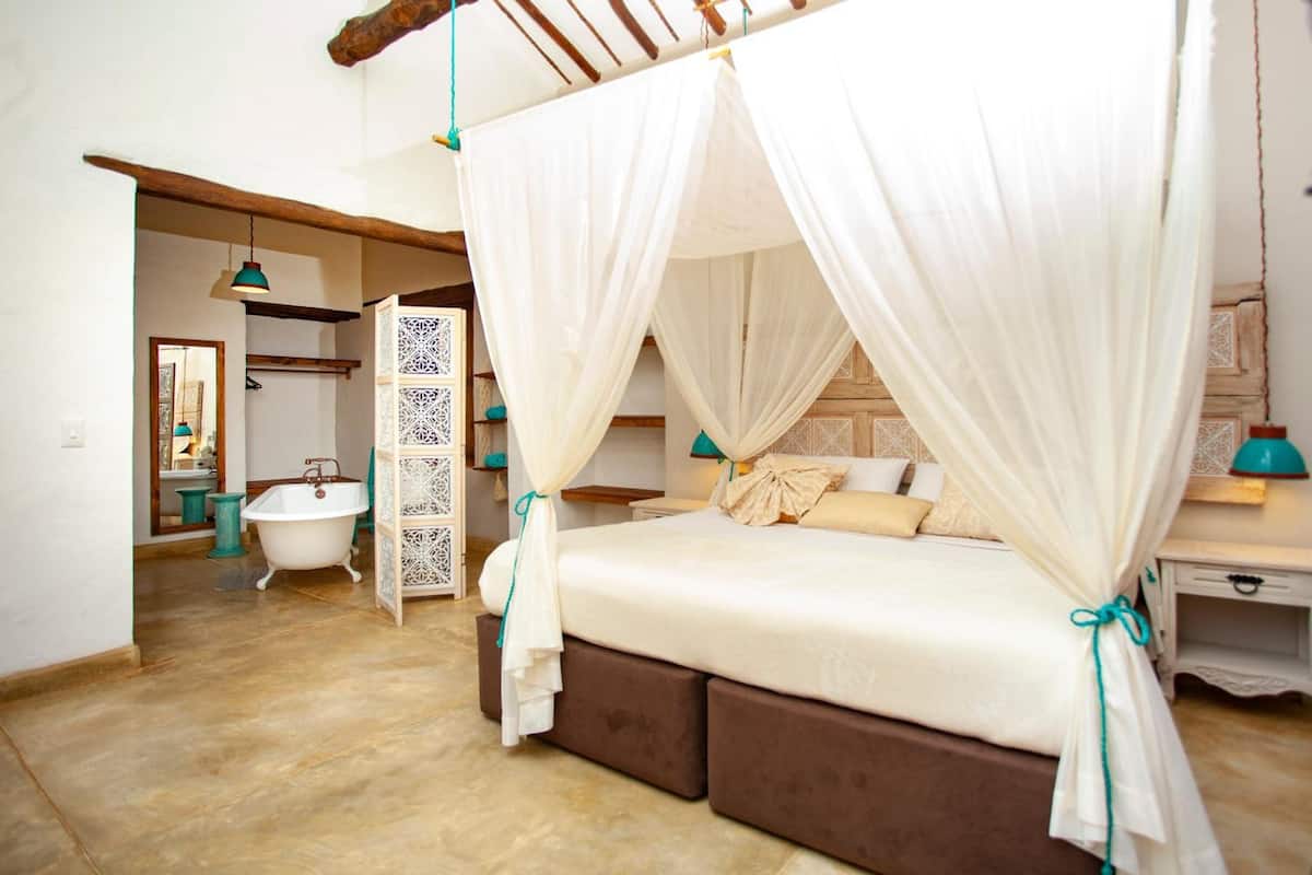 premium bedding, free wifi, wheelchair access