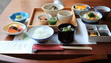 Ontbijt (JPY 2160.00 per persoon)