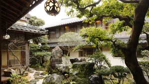 Courtyard - Takenoya (Izumo)