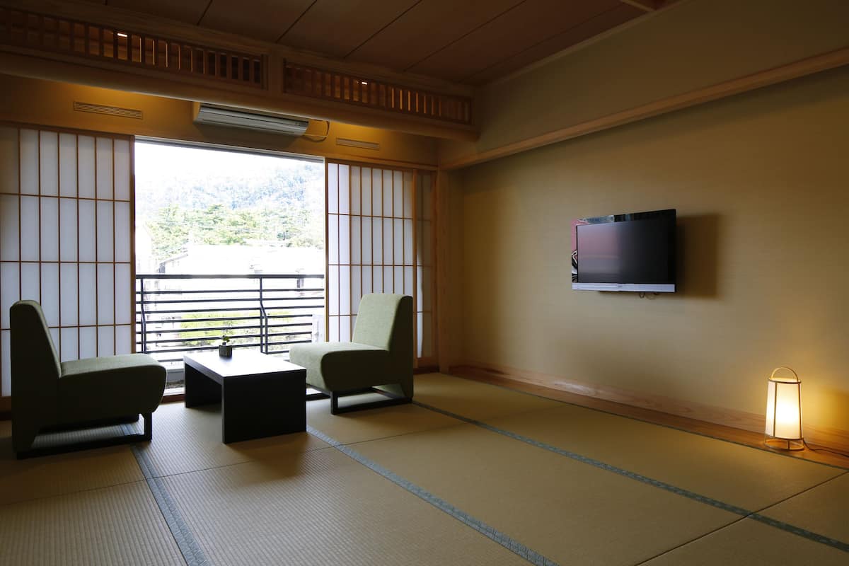Standard Japanese Style Room, Non Smoking | In-room safe, WiFi (free)