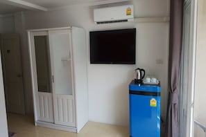 Deluxe Double Room | Room amenity - Retox Bar Hotel and Restaurant (Pattaya)