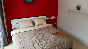 Deluxe Double Room | In-room safe, blackout curtains, free WiFi, bed sheets
