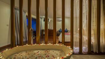 Suíte (Anusa) | Banheiro | Produtos de toalete grátis, secador de cabelo, chinelos