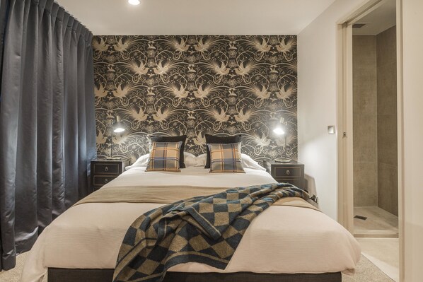 Studio | Premium bedding, desk, iron/ironing board, free WiFi