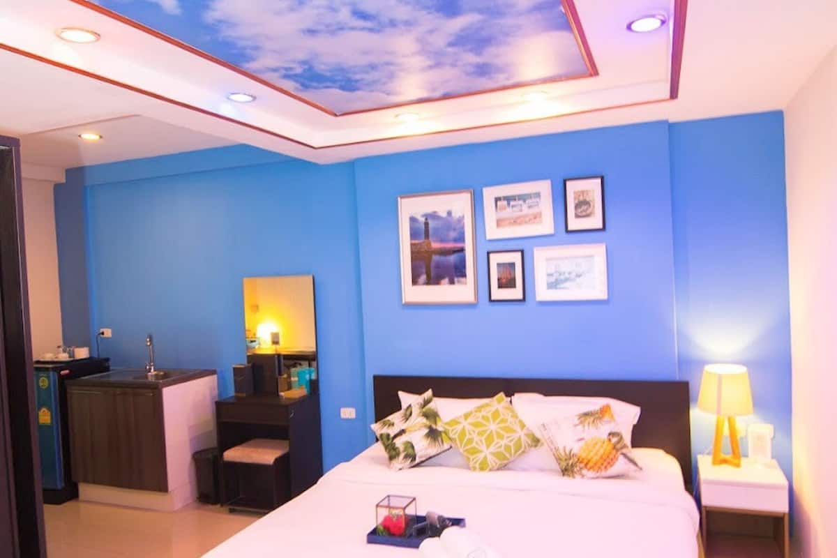 Honeymoon Studio Suite