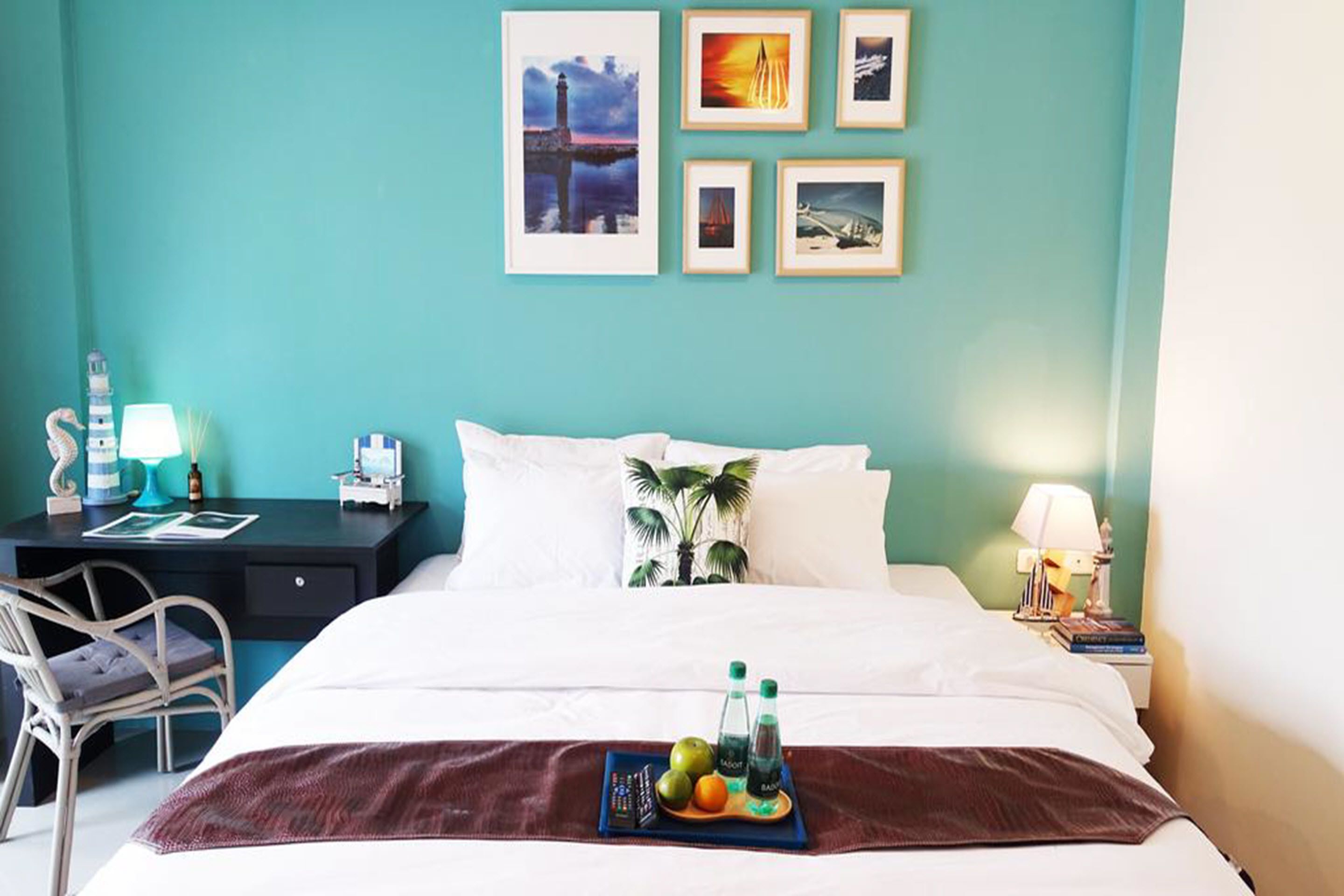 Double or Twin Room, 1 King Bed | In-room safe, free WiFi, bed sheets