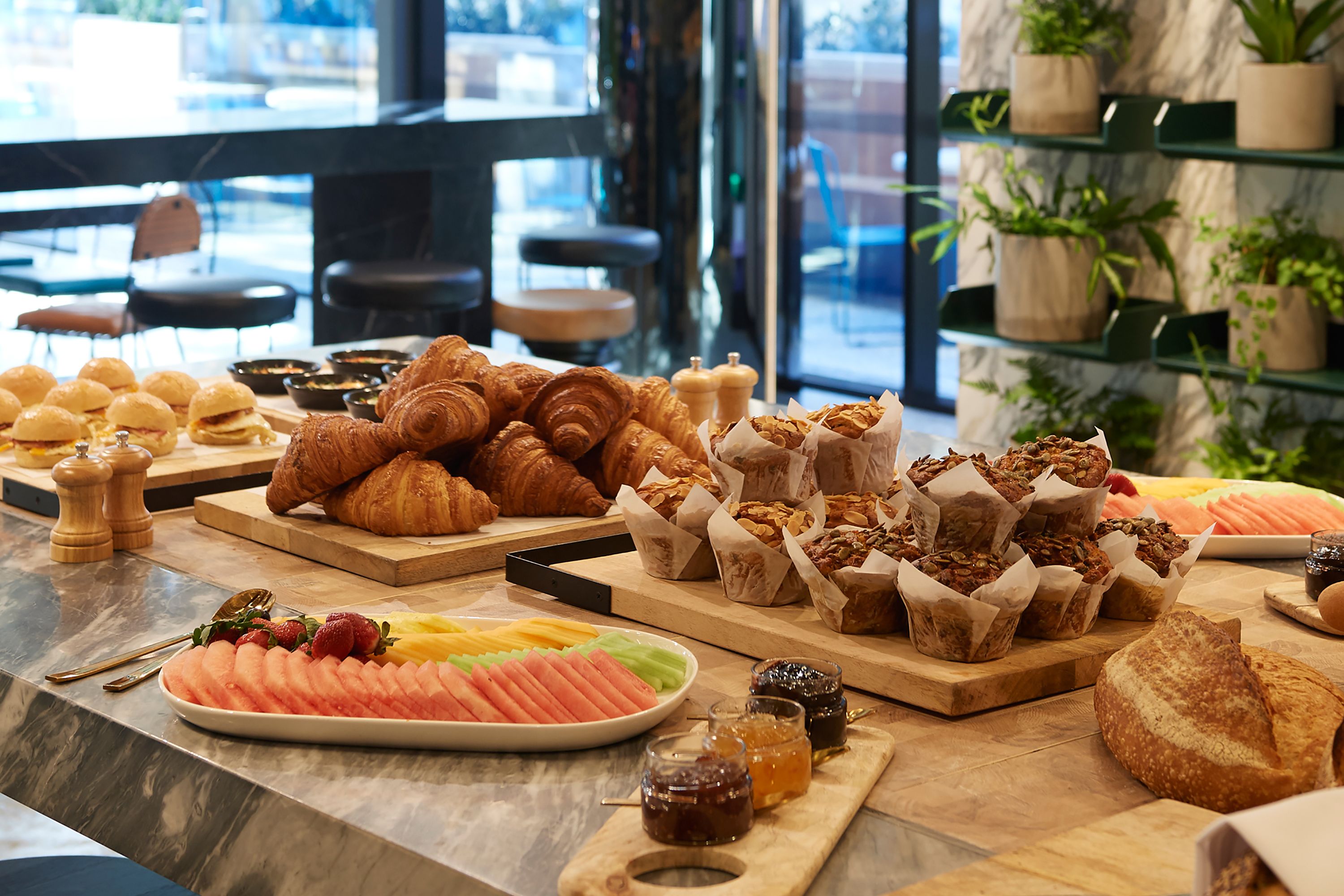 daily buffet breakfast for a fee