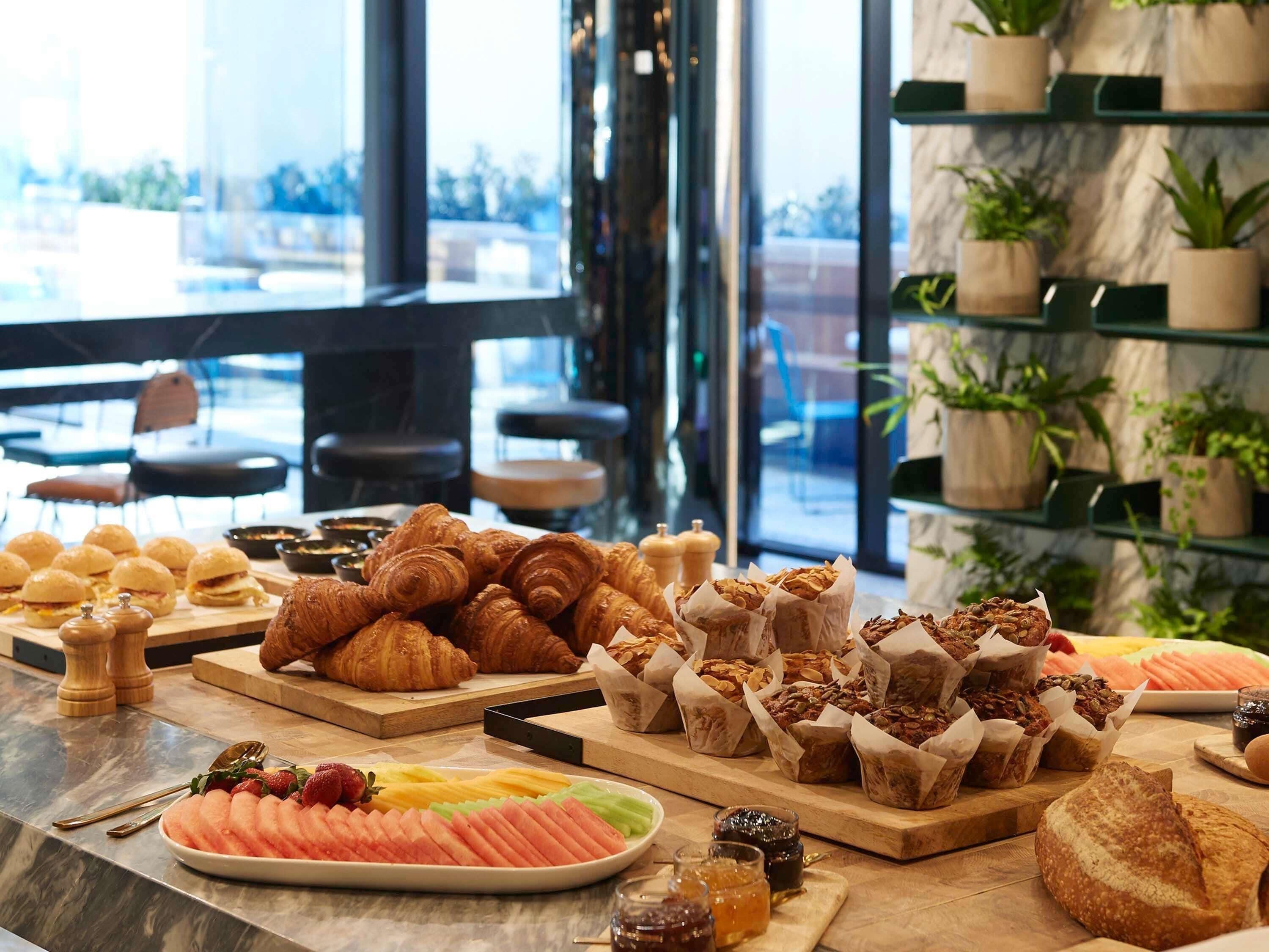 Daily buffet breakfast for a fee