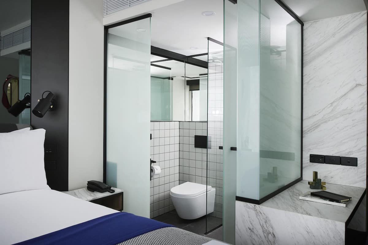 In-room safe, desk, soundproofing, iron/ironing board