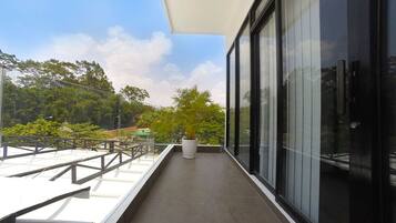 VIP Private Room | Ban công