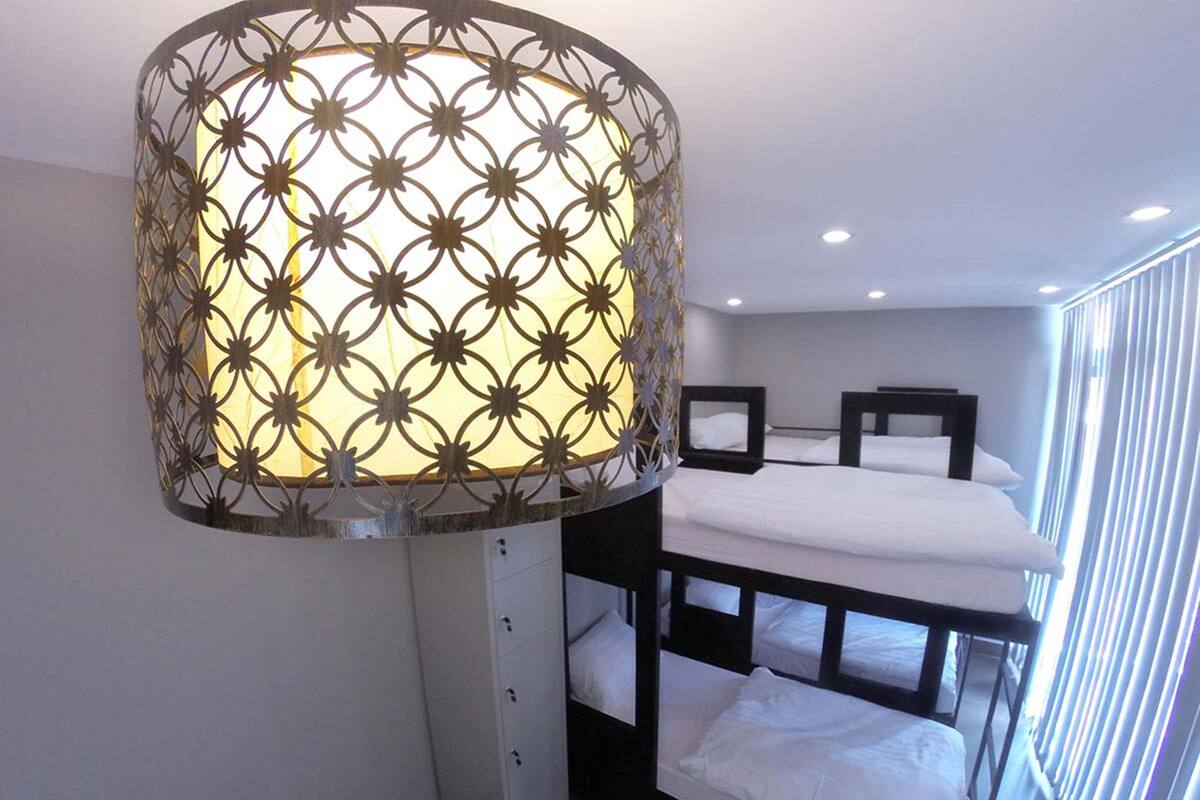 VIP Private Room | Caja fuerte, escritorio, wifi gratis