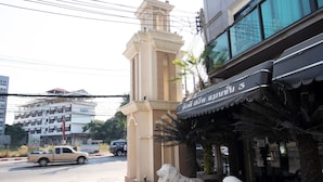 Exterior detail - Q&D Sweet Mansion3 (Pattaya)