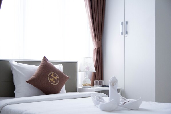 Basic-Doppelzimmer, Stadtblick | Schallisolierte Zimmer, kostenloses WLAN