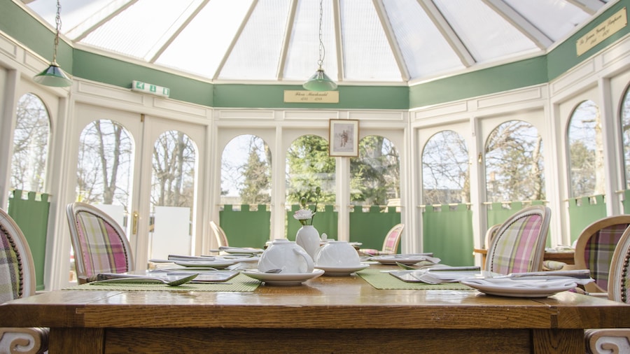 Ravenscourt House Hotel