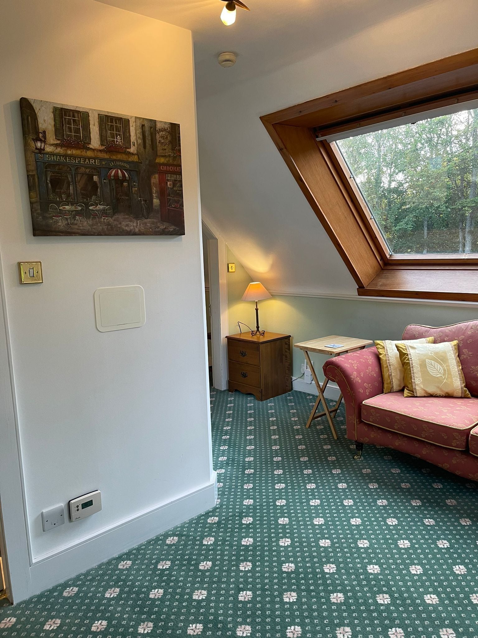 Fer et planche à repasser, draps fournis